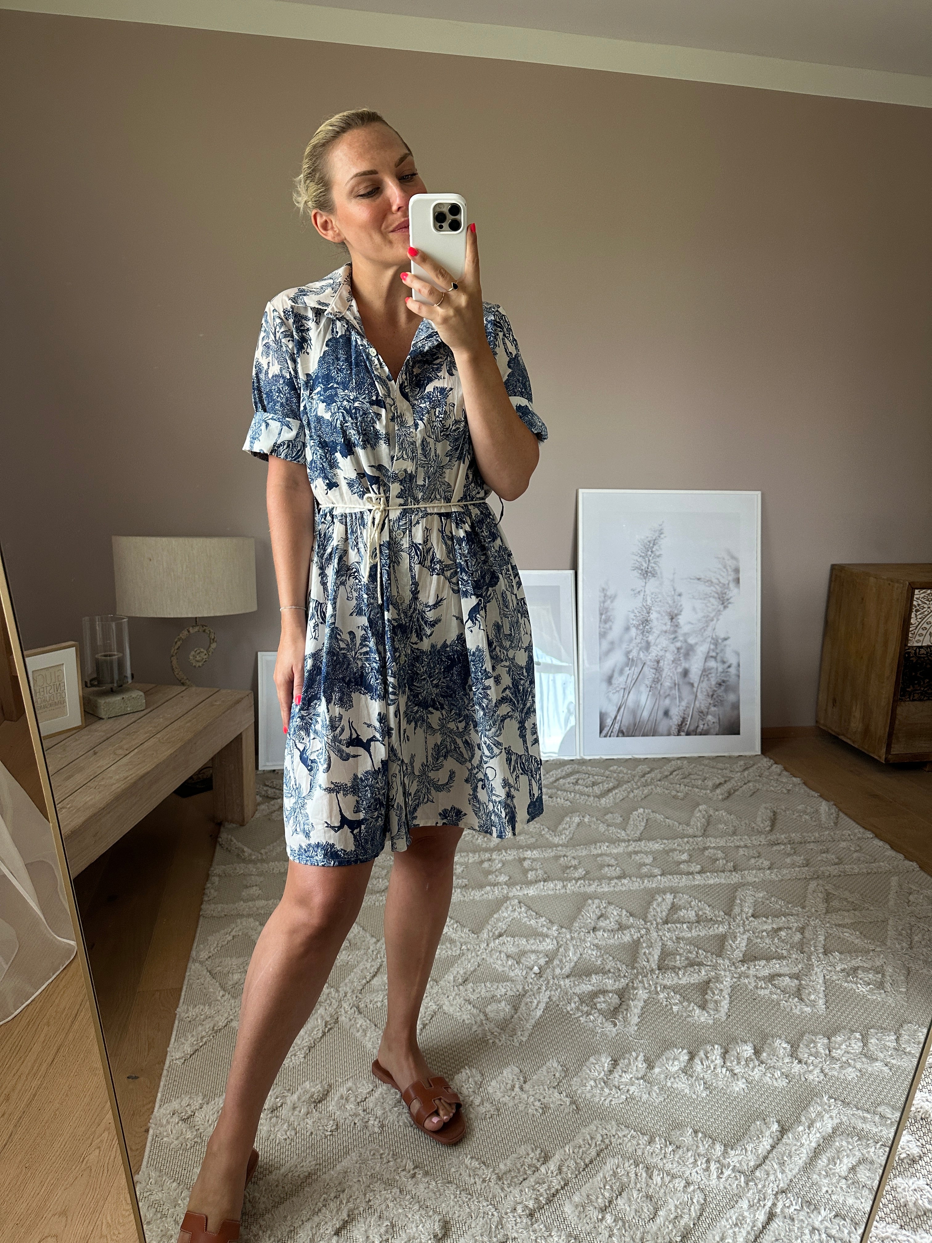 Hemdblusenkleid mit Bindegürtel