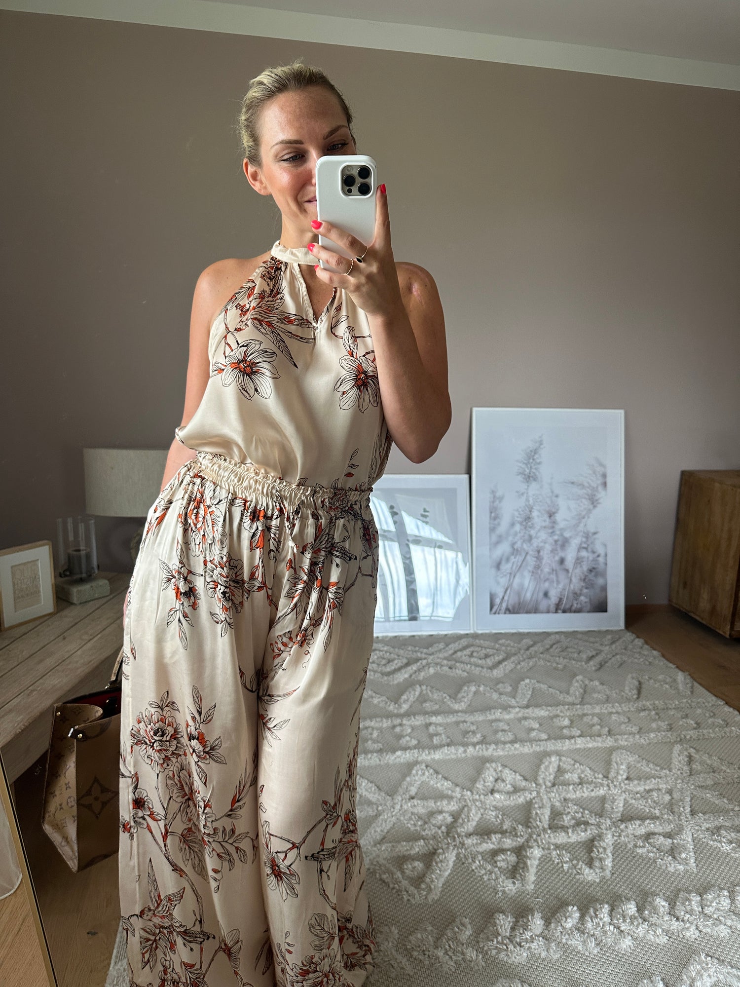 &quot;Satin Bloom&quot; Neckholder-Top – Blush Floral