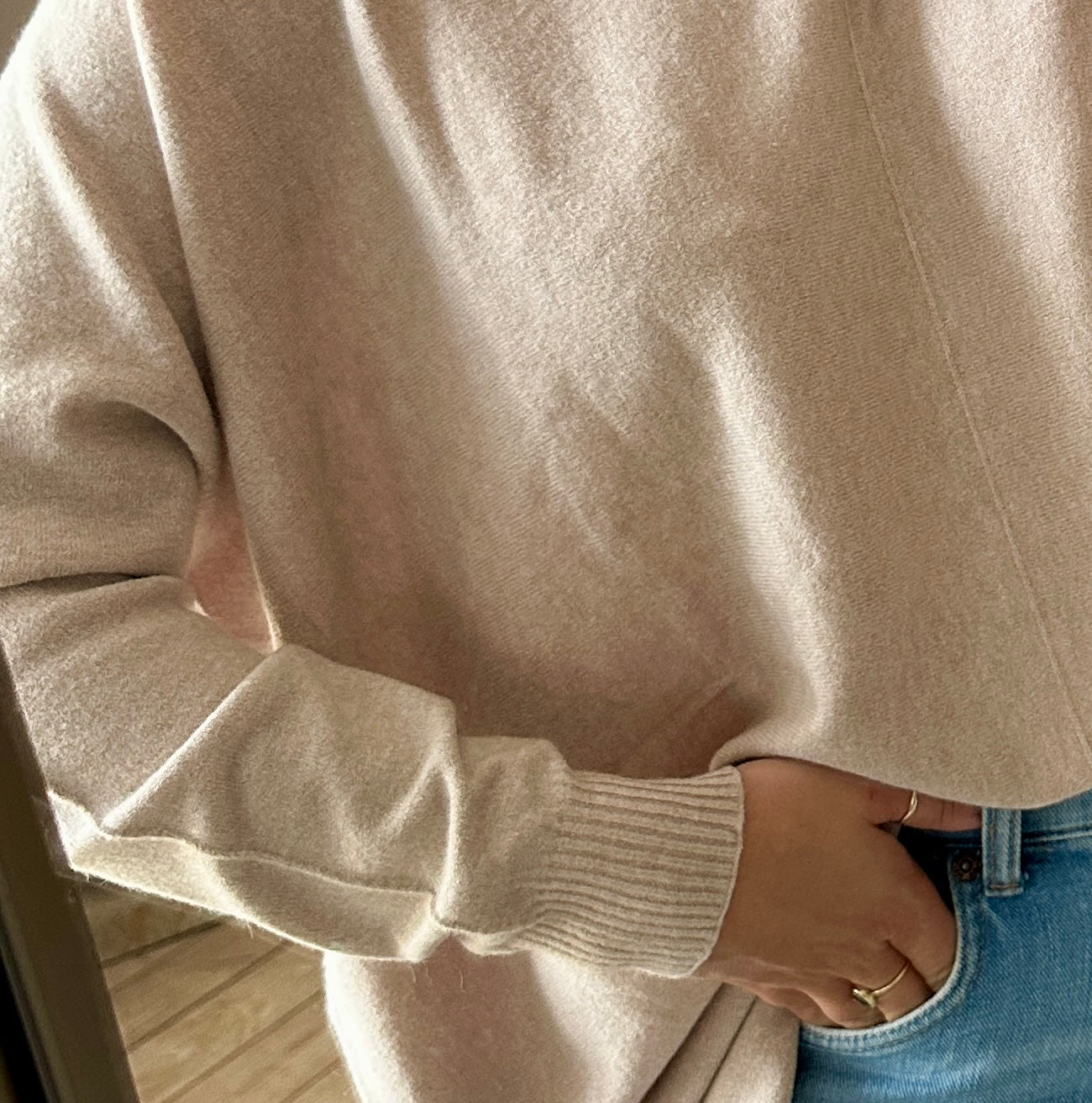 Oversized Pullover beige